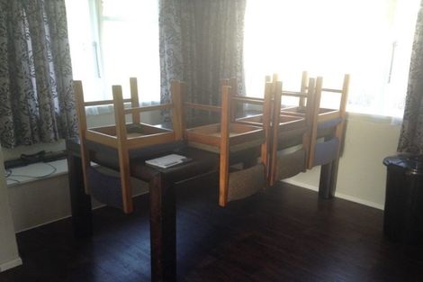 Photo of property in 33 Castor Crescent, Cannons Creek, Porirua, 5024