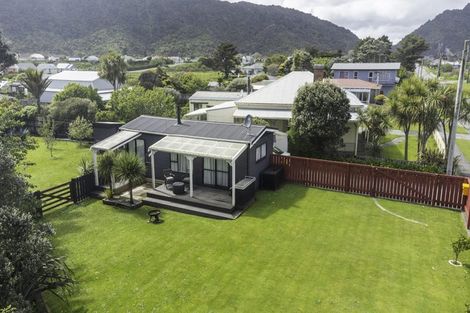 Photo of property in 3 Bright Street, Cobden, Greymouth, 7802