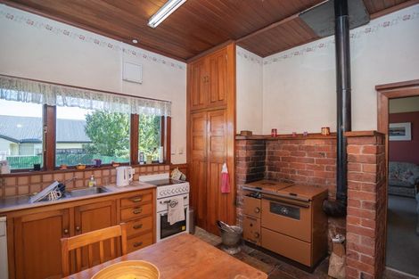 Photo of property in 37 Saint Leonards Road, Temuka, 7920