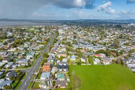 Photo of property in 5/644 Te Atatu Road, Te Atatu Peninsula, Auckland, 0610