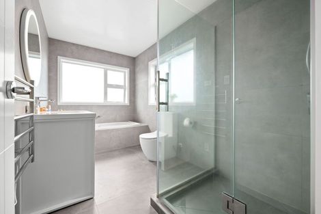 Photo of property in 1/7 Tudor Crescent, Chedworth, Hamilton, 3210