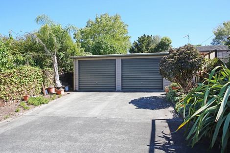 Photo of property in 5 Redmount Place, Red Hill, Papakura, 2110