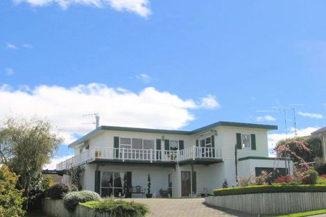 Photo of property in 23 Golders Place, Richmond Heights, Taupo, 3330