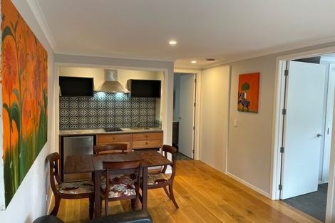 Photo of property in 26 The Terrace, Herald Island, Auckland, 0618