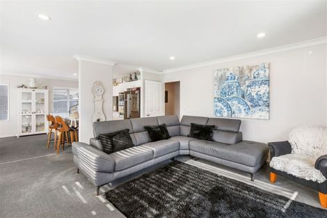 Photo of property in 5 Amoka Crescent, Parklands, Christchurch, 8083