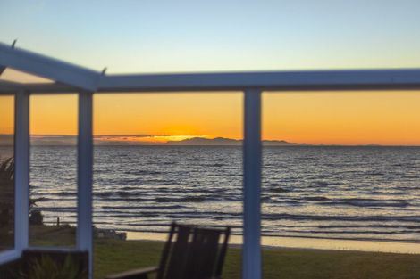 Photo of property in 24 Newry Road, Raumati Beach, Paraparaumu, 5032