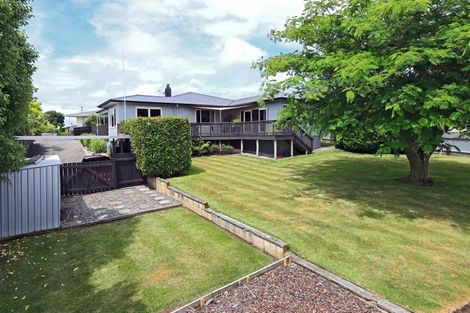 Photo of property in 21 Rakau Street, Havelock North, 4130