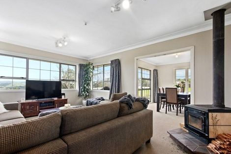 Photo of property in 90 Mcentee Road, Waitakere, Auckland, 0816