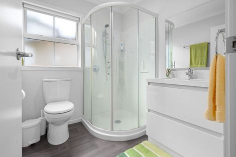 Photo of property in 2/79 Carrington Avenue, Silverdale, Hamilton, 3216