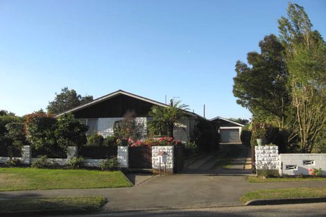 Photo of property in 12 Coleman Place, Darfield, 7510