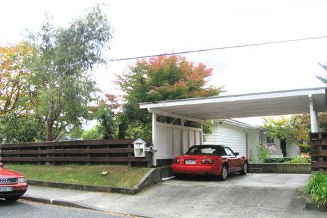 Photo of property in 33 Jocelyn Crescent, Pinehaven, Upper Hutt, 5019