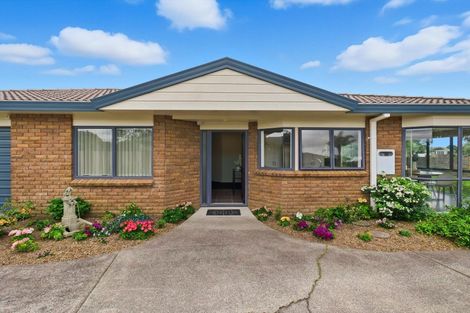 Photo of property in 680 Gloucester Road, Papamoa Beach, Papamoa, 3118