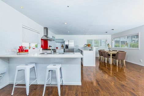 Photo of property in 123a Hobsonville Road, West Harbour, Auckland, 0618