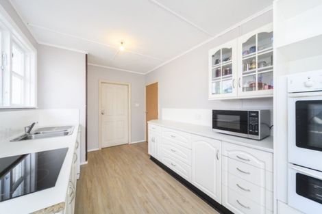 Photo of property in 918 Tremaine Avenue, Roslyn, Palmerston North, 4414