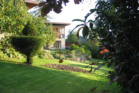 Photo of property in 16 Sherwood Lane, Cashmere, Christchurch, 8022