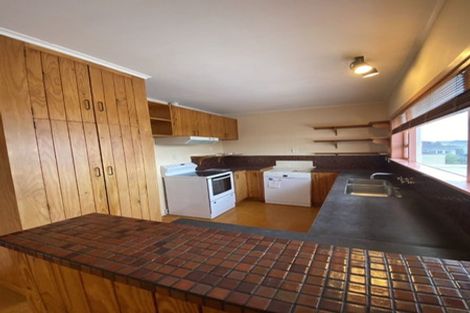 Photo of property in 194 East Coast Road, Forrest Hill, Auckland, 0620