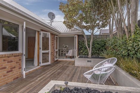 Photo of property in 139b Avonhead Road, Avonhead, Christchurch, 8042