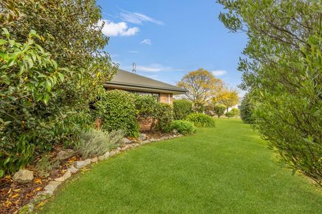 Photo of property in 1 Longfields Road, Brightwater, 7022