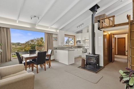 Photo of property in 28 Estuary Crescent, Fairfield, Dunedin, 9018