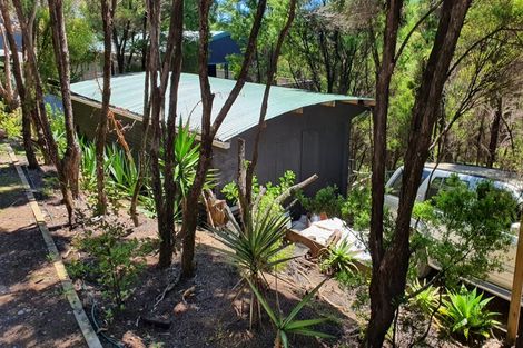 Photo of property in 17 Woods Ridge Road, Kawau Island, 0920
