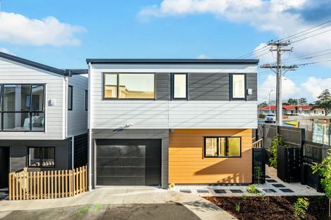 Photo of property in 108e Taikata Road, Te Atatu Peninsula, Auckland, 0610