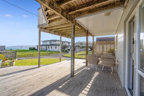 Photo of property in 19 Manaia View Road, One Tree Point, 0118