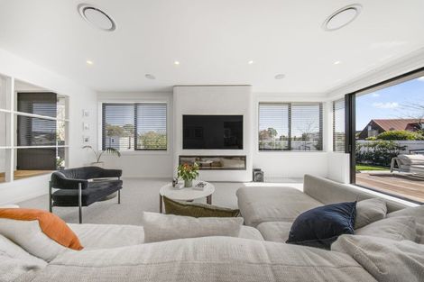 Photo of property in 23 Birkenhead Street, Avonhead, Christchurch, 8042