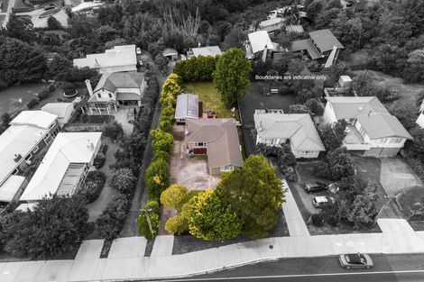 Photo of property in 536 West Coast Road, Oratia, Auckland, 0604