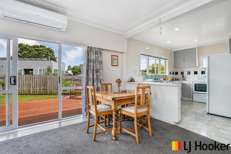 Photo of property in 37 Hooper Avenue, Pukekohe, 2120