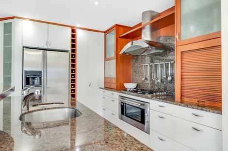 Photo of property in 49 Westerham Drive, Dannemora, Auckland, 2016