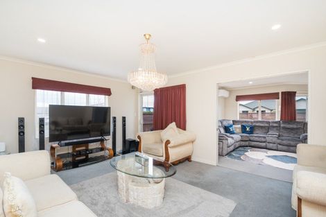 Photo of property in 19 Branigan Parade, Kelvin Grove, Palmerston North, 4414