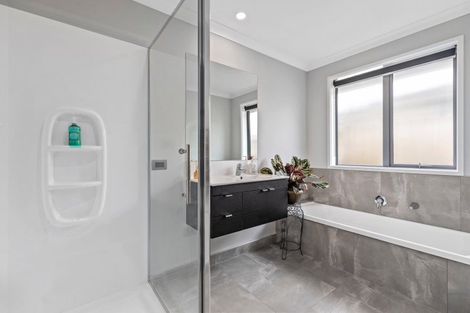 Photo of property in 67 Awatira Drive, Papamoa Beach, Papamoa, 3118