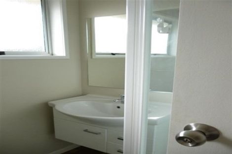 Photo of property in 119 Riverpark Crescent, Henderson, Auckland, 0610