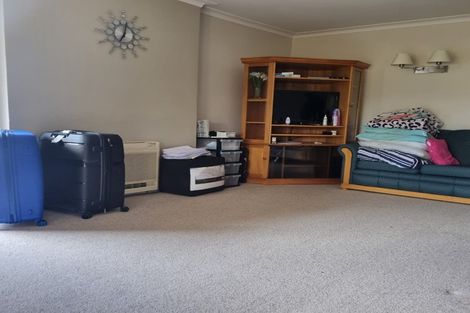 Photo of property in 3 Farnham Place, Ilam, Christchurch, 8041