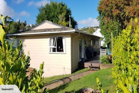 Photo of property in 15 Tallington Crescent, Torbay, Auckland, 0630