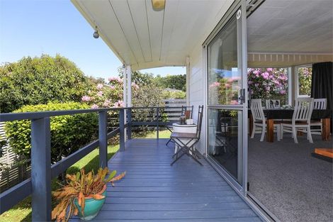 Photo of property in 11b Kinder Street, Acacia Bay, Taupo, 3330