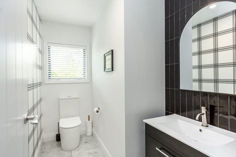 Photo of property in 95d Kuratawhiti Street, Greytown, 5794