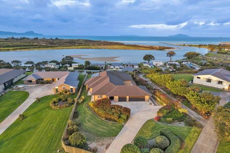 Photo of property in 35 Seascape Crescent, Waipu, 0582