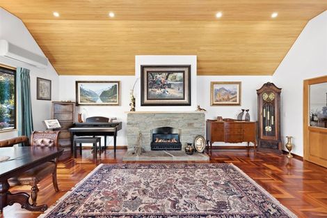 Photo of property in 33 Edinburgh Drive, Queenstown, 9300