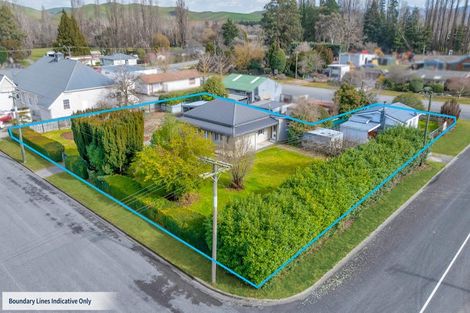Photo of property in 7 Cheviot Street, Waiau, 7332
