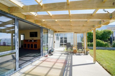 Photo of property in 136 Avon Road, Clifton, Invercargill, 9812