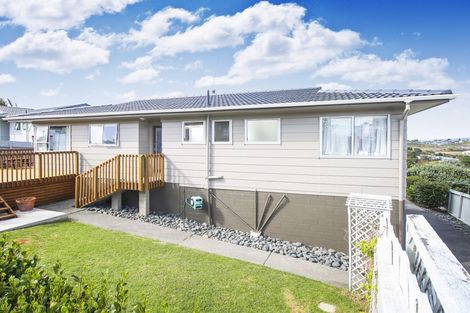 Photo of property in 31 Hobsonville Road, West Harbour, Auckland, 0618