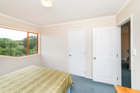 Photo of property in 12 Silkwood Place, Fitzherbert, Palmerston North, 4410