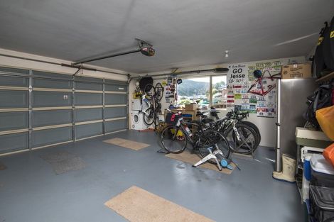 Photo of property in 24 Admiralty Place, Waikawa, Picton, 7220