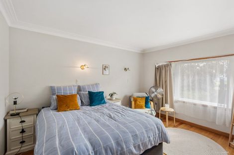 Photo of property in 8 Waiohua Road, Greenlane, Auckland, 1061