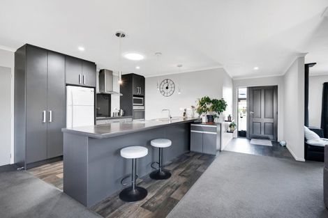 Photo of property in 20a Estate Grove, Inglewood, 4330