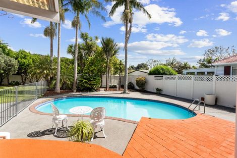 Photo of property in 48 First Avenue, Avenues, Whangarei, 0110