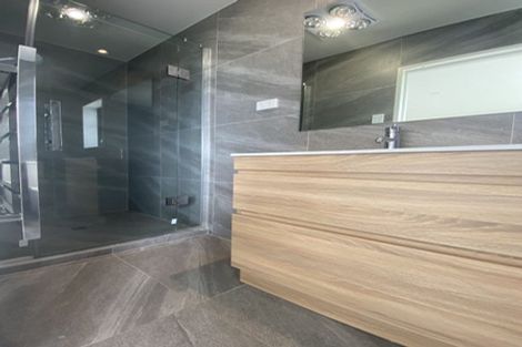 Photo of property in 2b Robin Lane, Browns Bay, Auckland, 0630