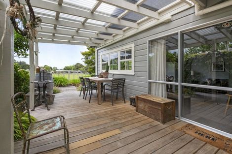 Photo of property in 80 Lethbridge Road, Feilding, 4779