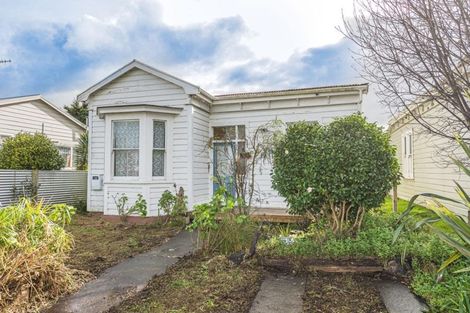 Photo of property in 15 Kelvin Street, Aramoho, Whanganui, 4500